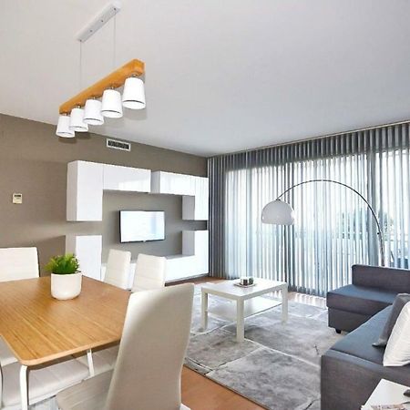 Lodging Apartments Forum 25 - Barcelona Forum Apartment Sant Adrià de Besòs Extérieur photo