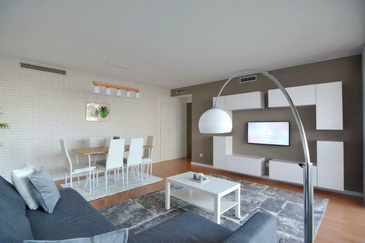 Lodging Apartments Forum 25 - Barcelona Forum Apartment Sant Adrià de Besòs Extérieur photo